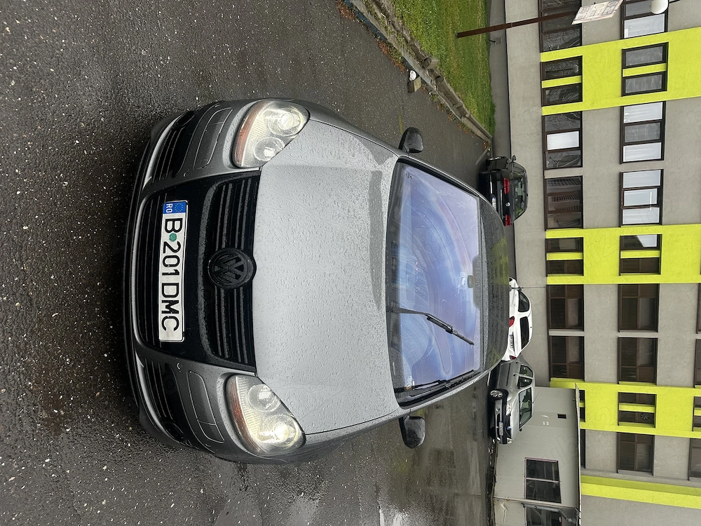 Vand Volkswagen Golf 5 pachet R-line 2.0 TDI BMM DSG DQ250