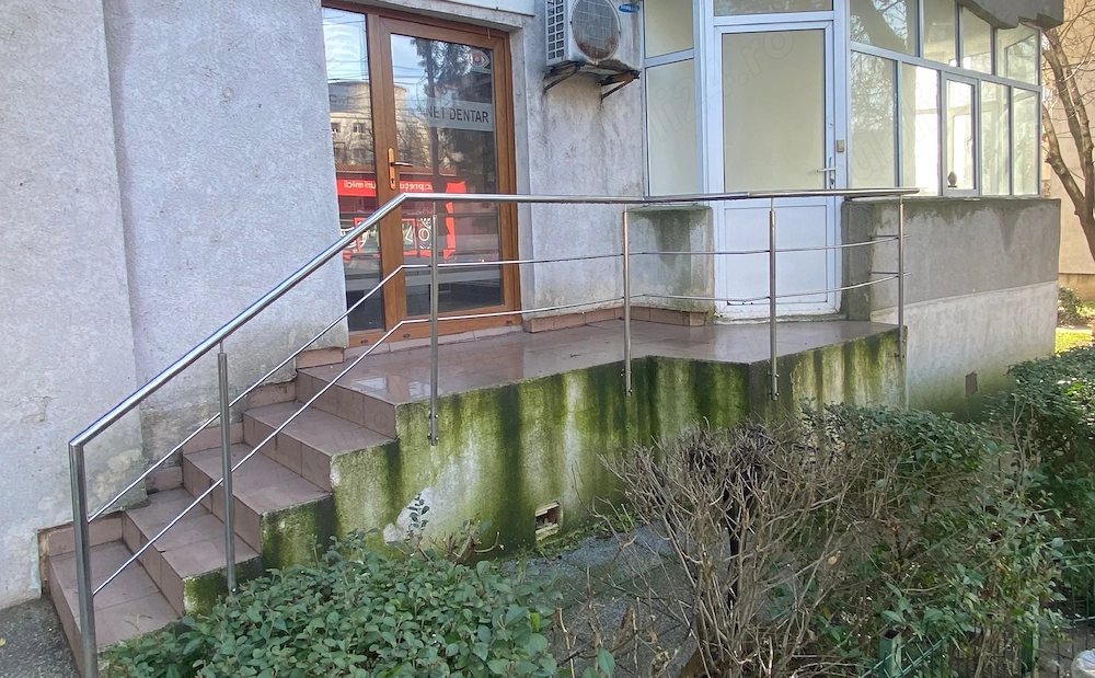 De vanzare spatiu comercial   cabinet medical autorizat