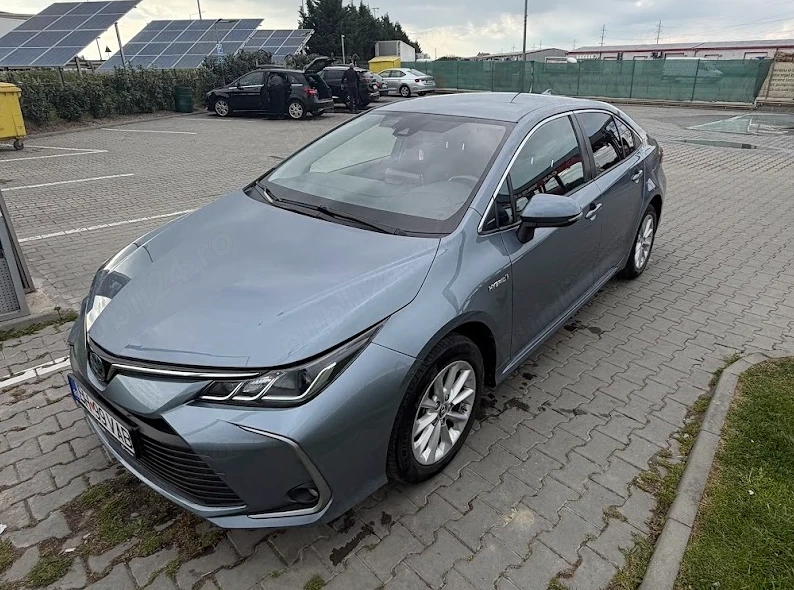 TOYOTA Corolla 1.8 HSD Dynamic 2019 - cu garantie