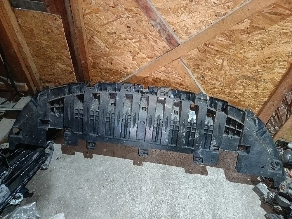 Scut bara față Renault Megane 3 