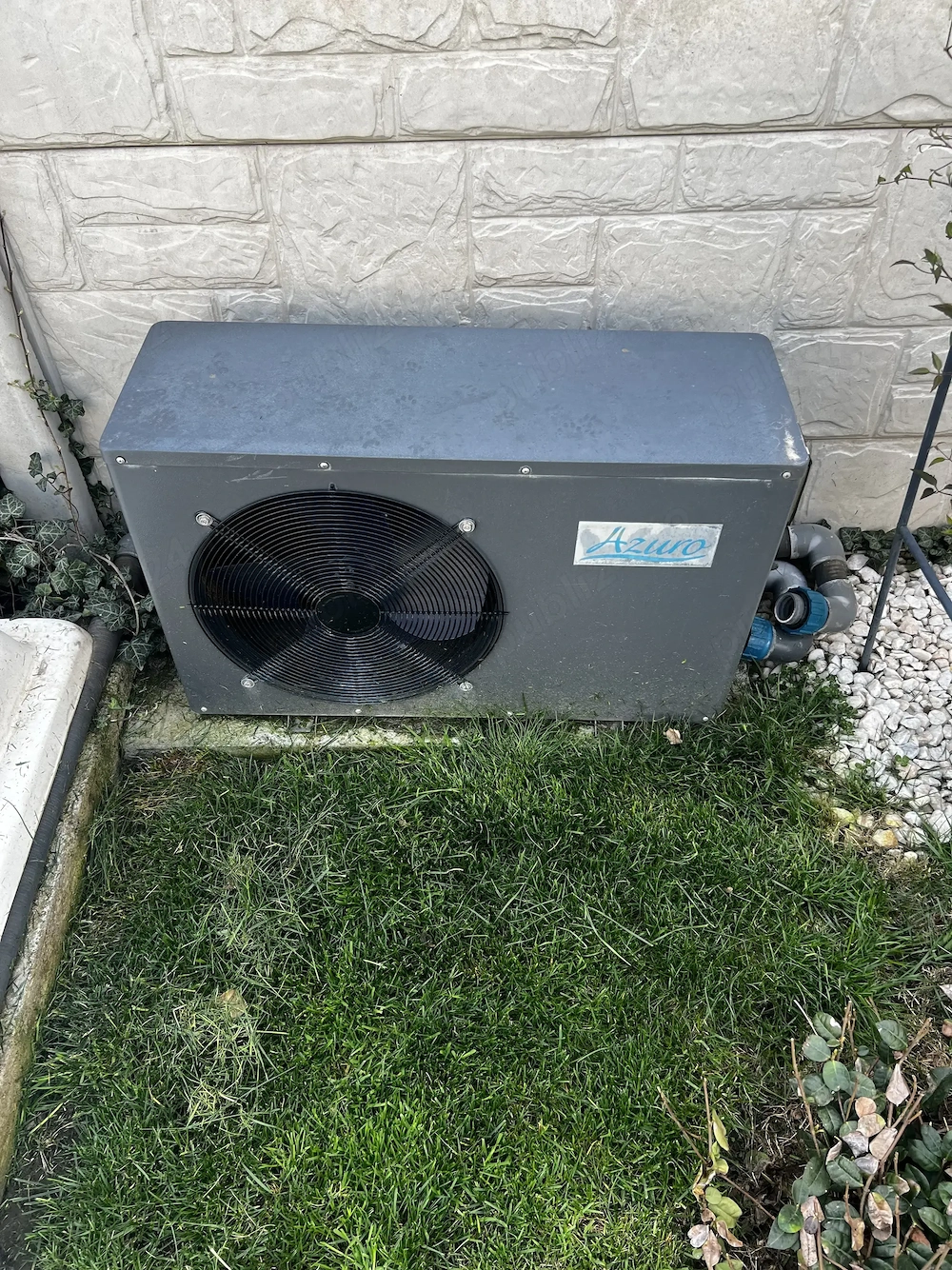 pompa caldura piscina și robot curățenie, 