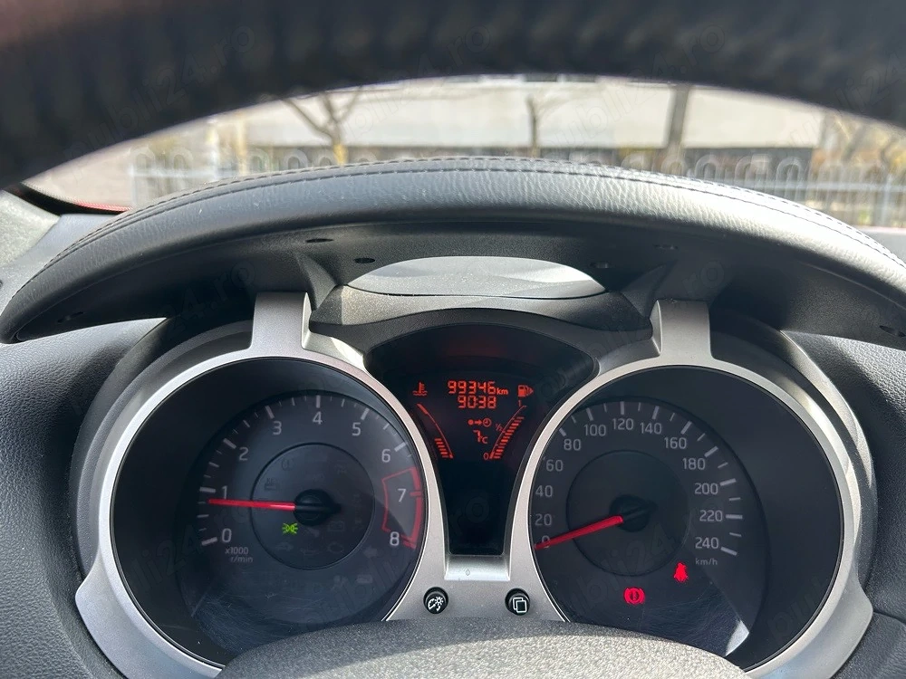 Vand Nissan Juke an 2014