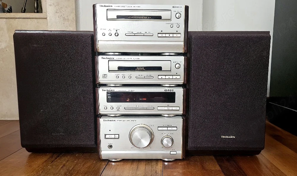 Combina audio Technics HD501 + boxe originale | Sunet puternic . Stare foarte bună