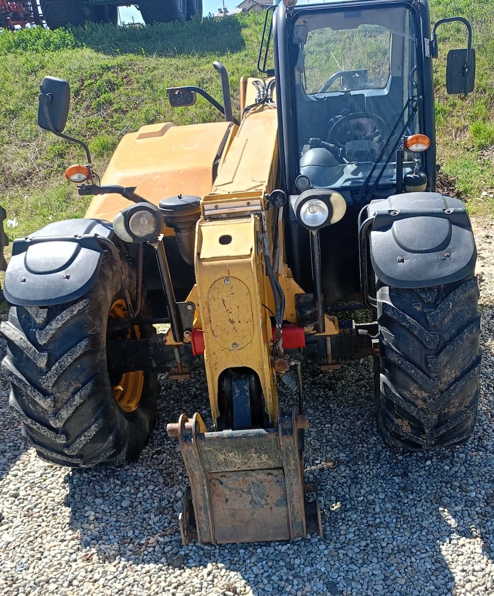 Încărcătorul telescopic Caterpillar TH407,an fabricatie 2010