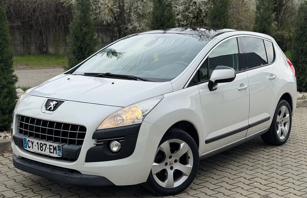 Peugeot 3008 Feline 2013 1.6 eHdi 115 CP Panoramic Navigatie Euro 5