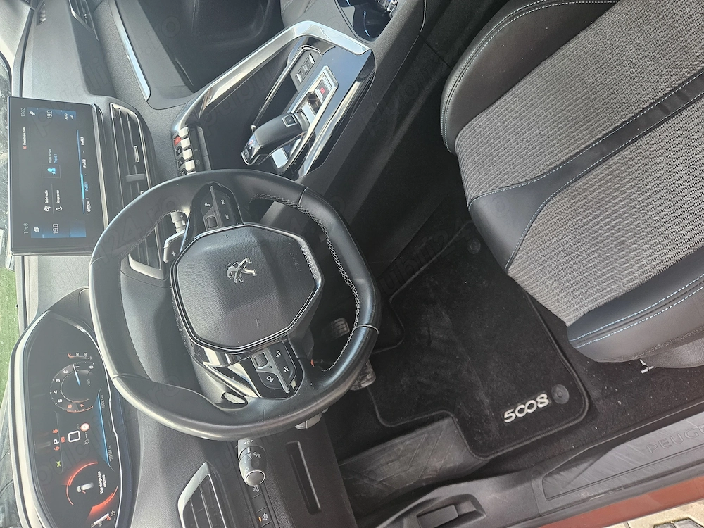 Peugeot 5008 imaculat 