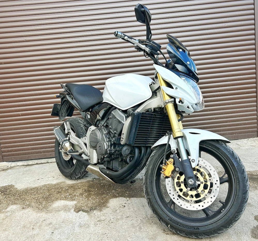 Vând Honda hornet pc41
