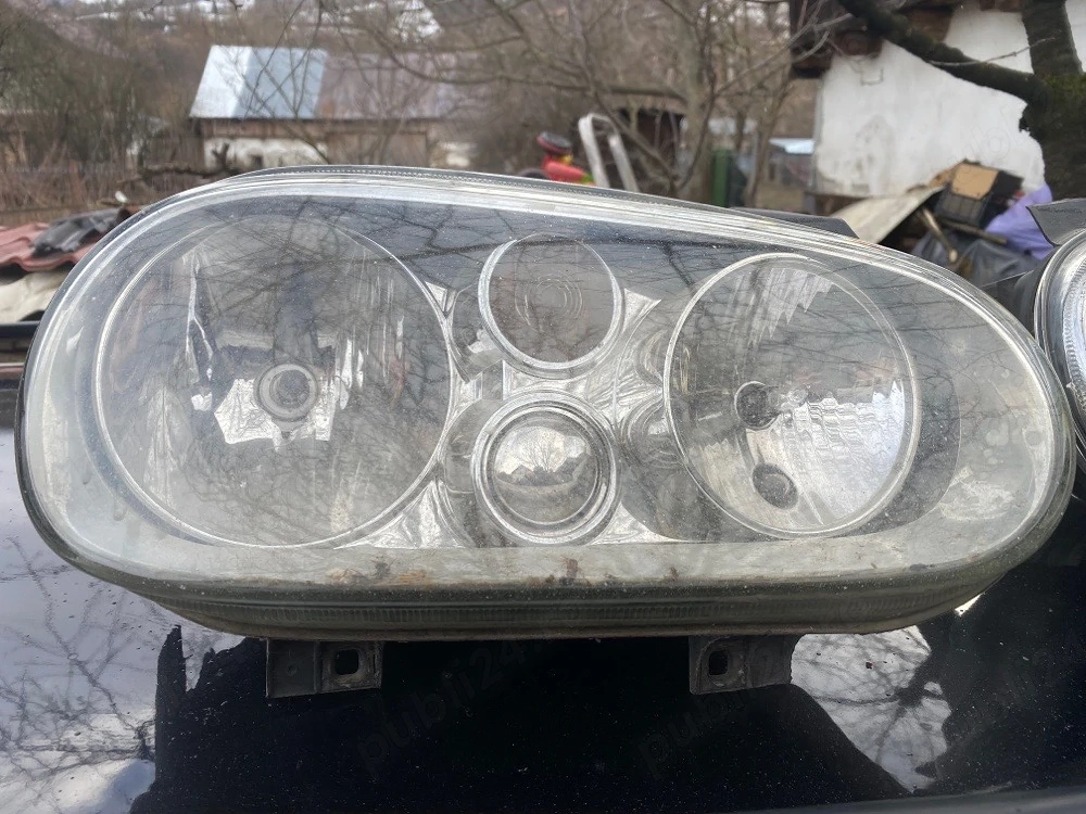 Faruri și stopuri Vw Golf 4