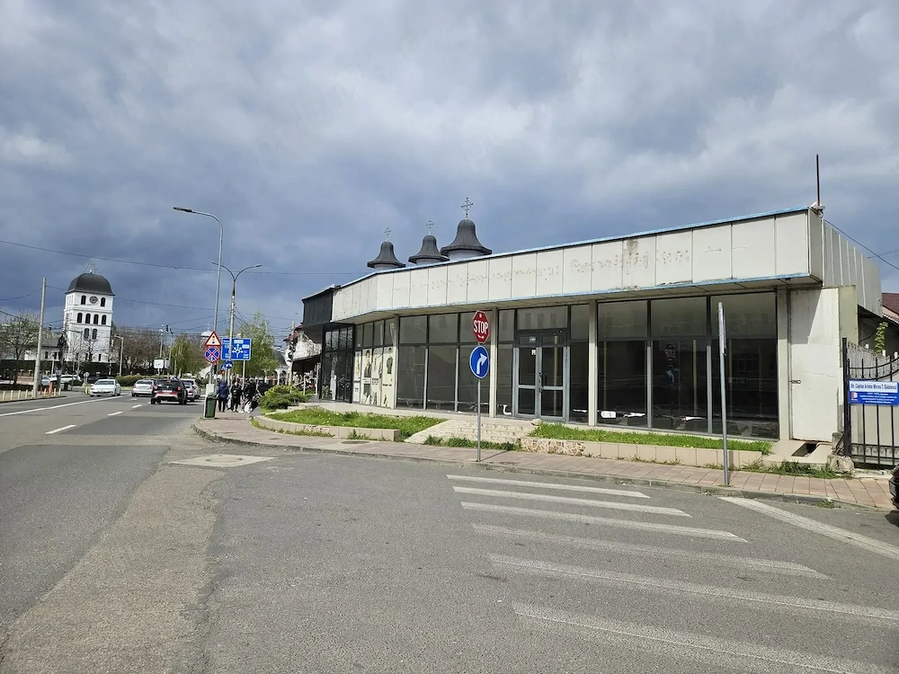 Se inchiriaza spațiu comercial ultra central 