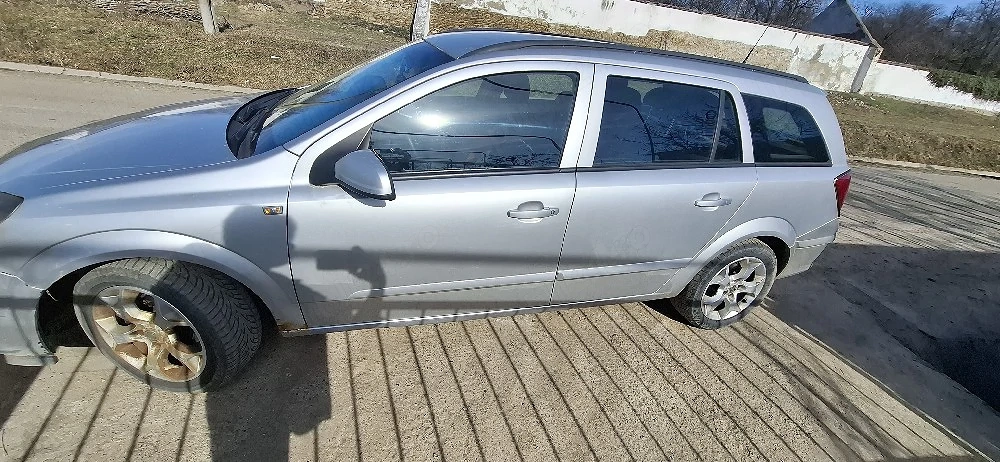 vand opel astra h 