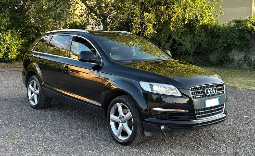 Audi Q7 3.0 TDI 233CP S-Line Quattro 7 Locuri
