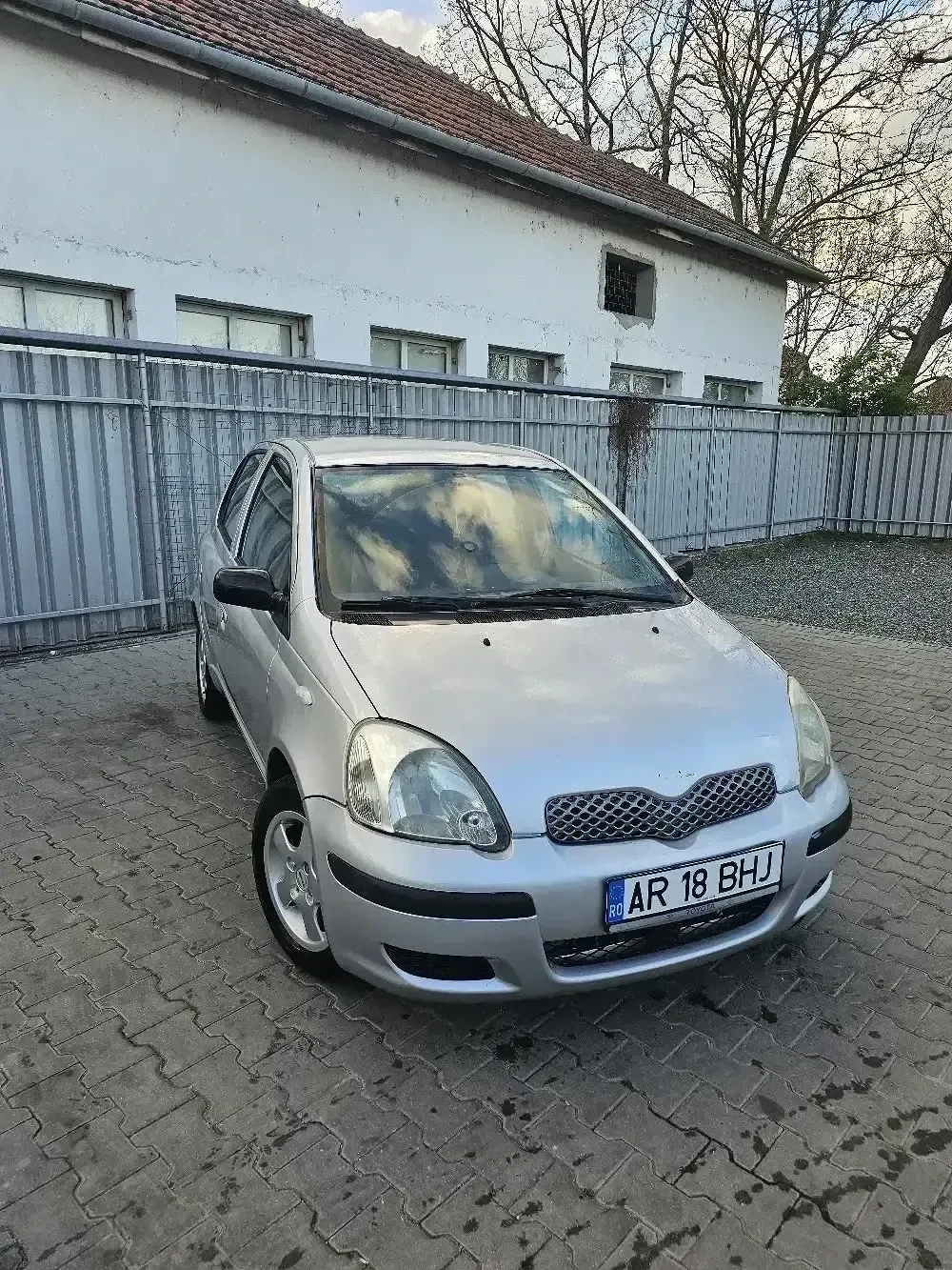 Toyota Yaris 1.0L benzina 2004