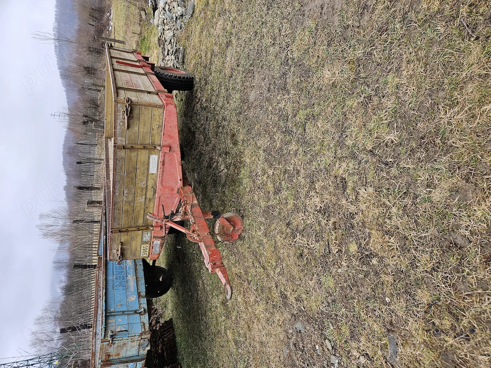 Vând remorcă pentru tractor 