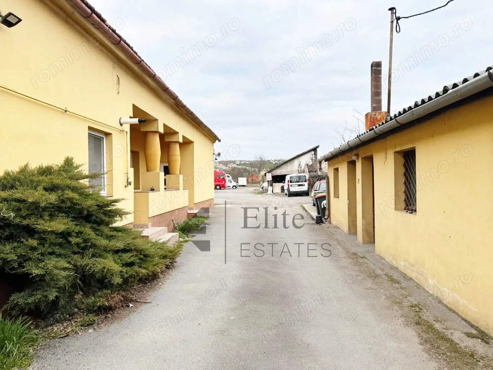 Spatiu cu 4 birouri cu teren de 3000mp