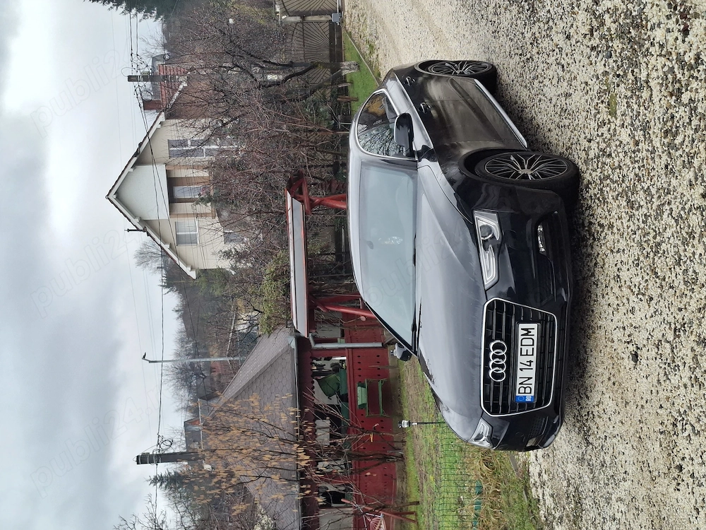 Vând Audi A5 S-line .