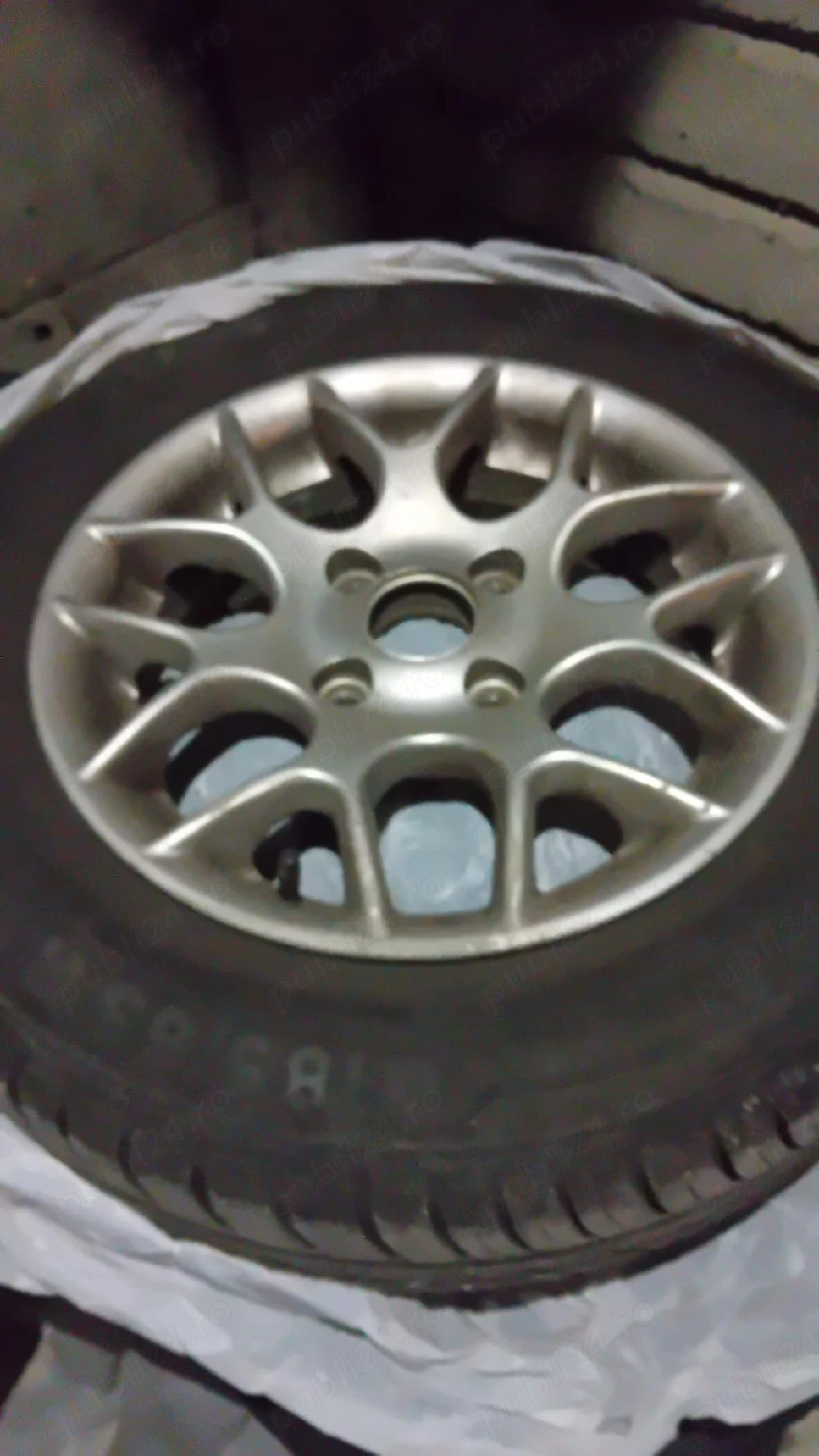 set roti vara 185 65 r14 focus mk1 - jante aliaj, anvelope continental si barum stare excelenta