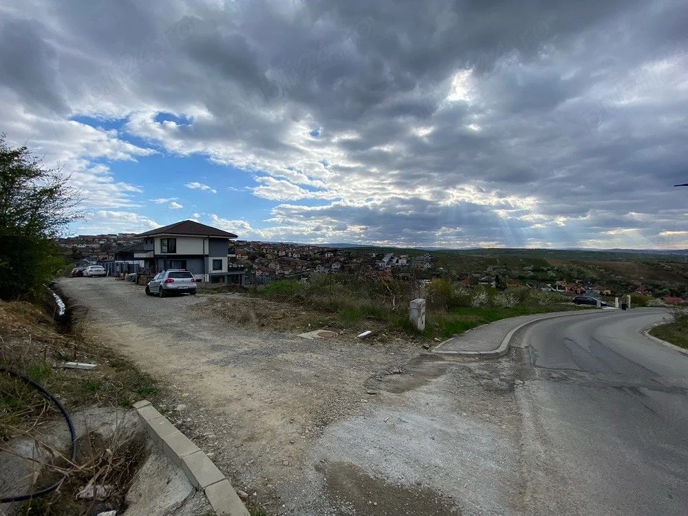 teren intravilan dezmir cluj, str. trandafirilor