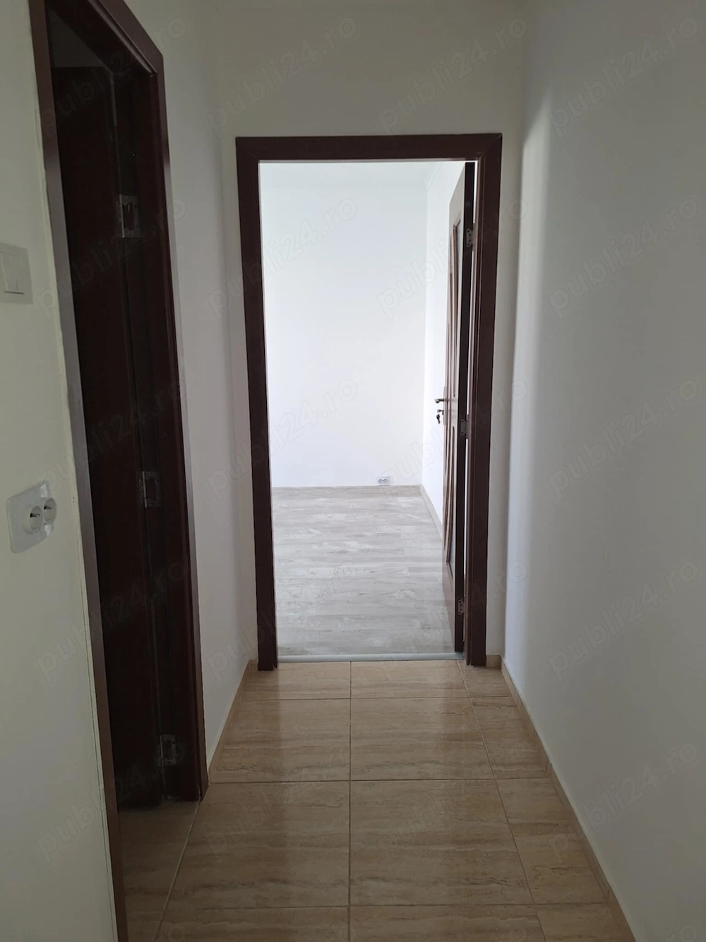 De vânzare apartament cu trei camere în Alexandru cel bun