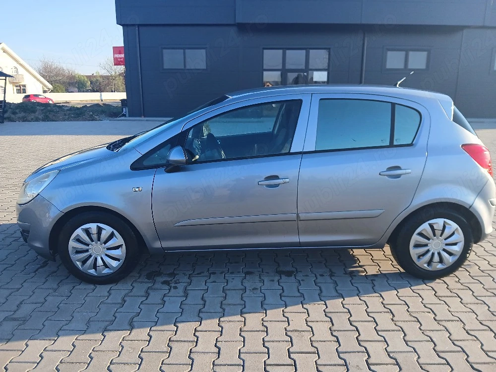 vand opel corsa an 2007 1.4 benzin.Pret 1500 eu