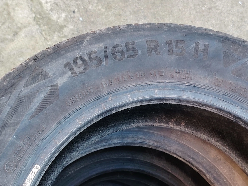 Cauciucuri vara Continental stare bună 195/60/15