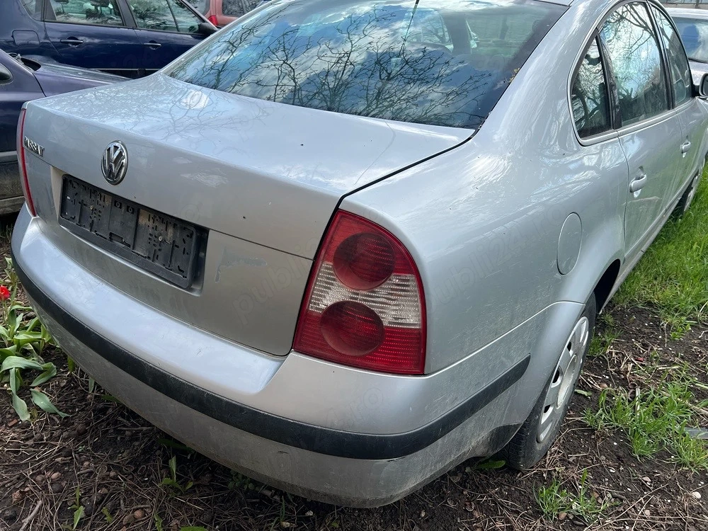 dezmembrez 1.6 benzina