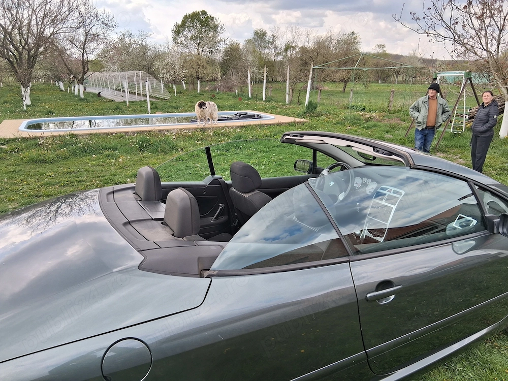 Vând Peugeot 307 CC