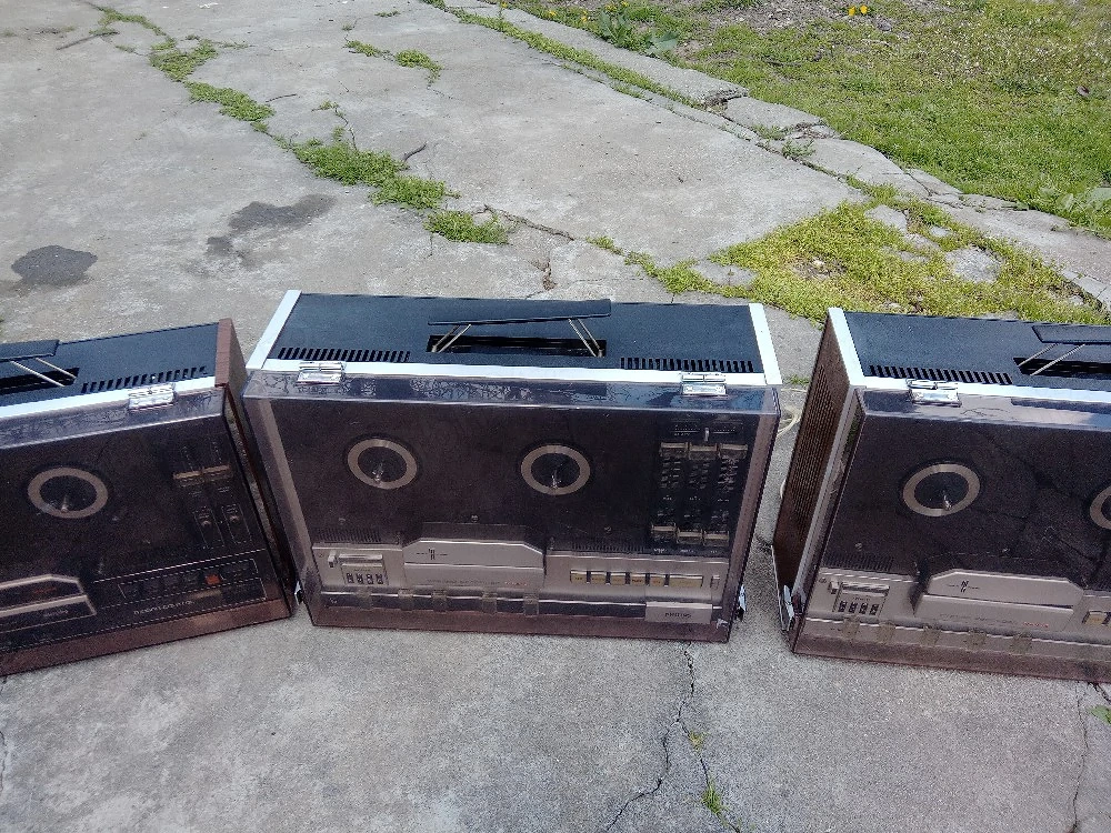 Lot 4 magnetofoane Philips 