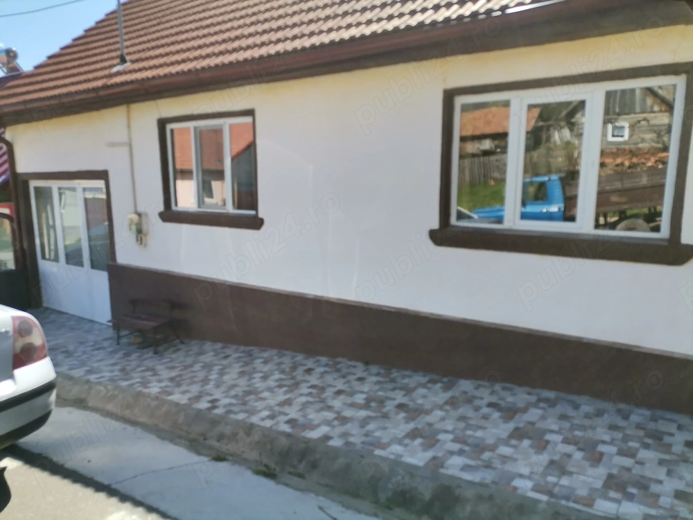 Vând casă în comuna Svinița județul Mehedinți.