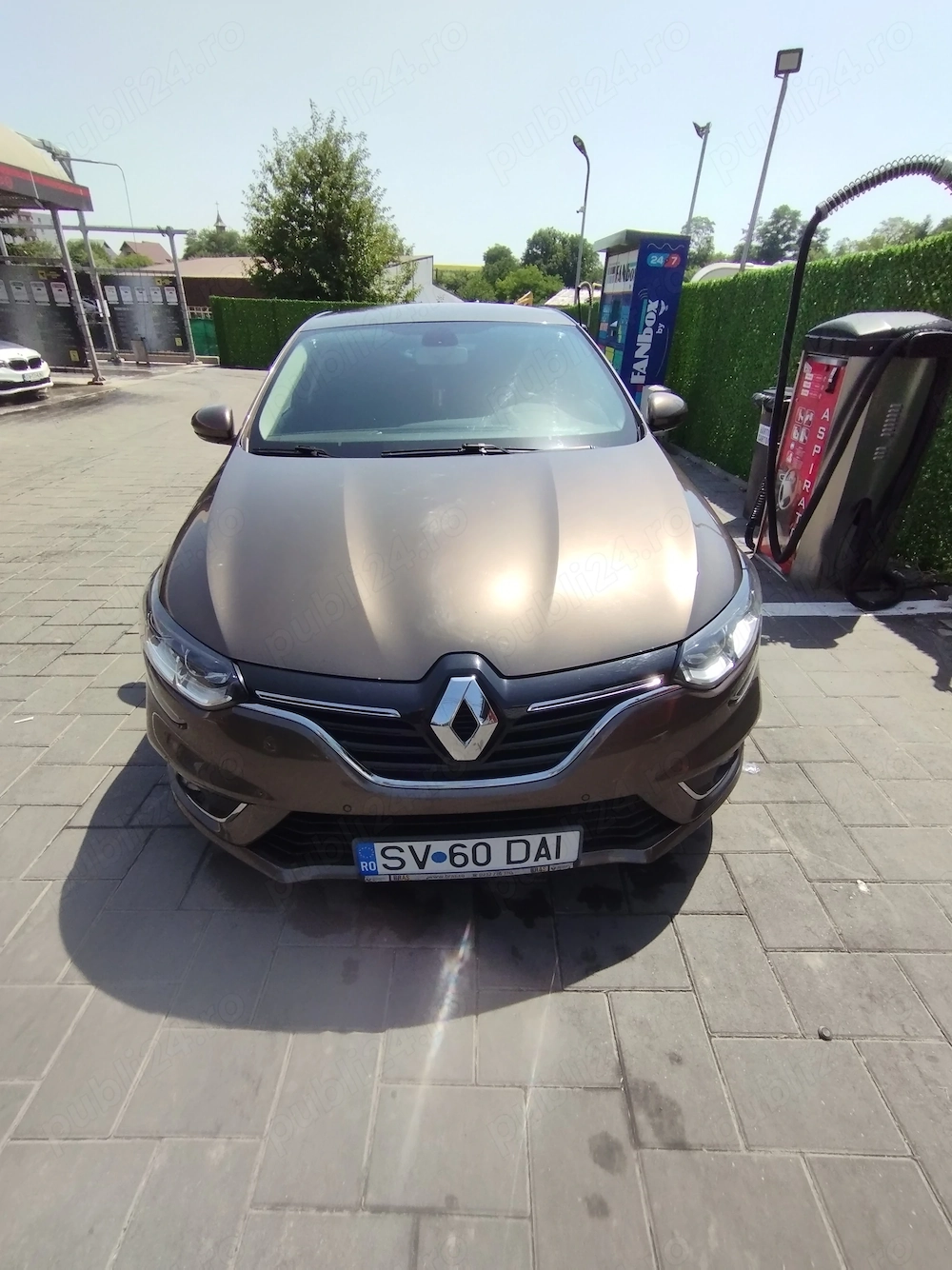Renault Megane IV ,  echipare ZEN   1.6 Benzină . 115 CP 2017