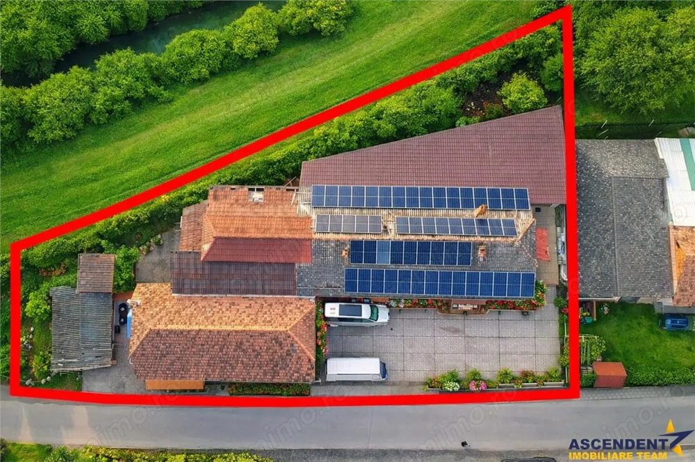 Unitate de productie 840 mp,panouri fotovoltaice,trifazic,birouri,teren 728 mp, Acatari, Mures