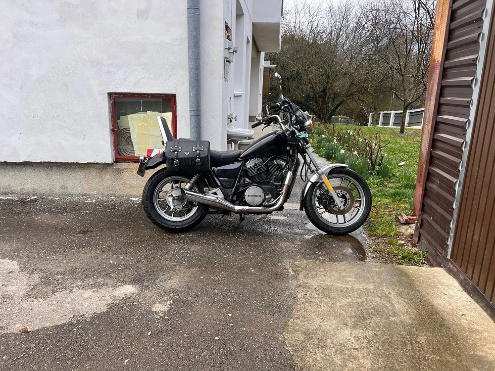 Honda VT Shadow 700