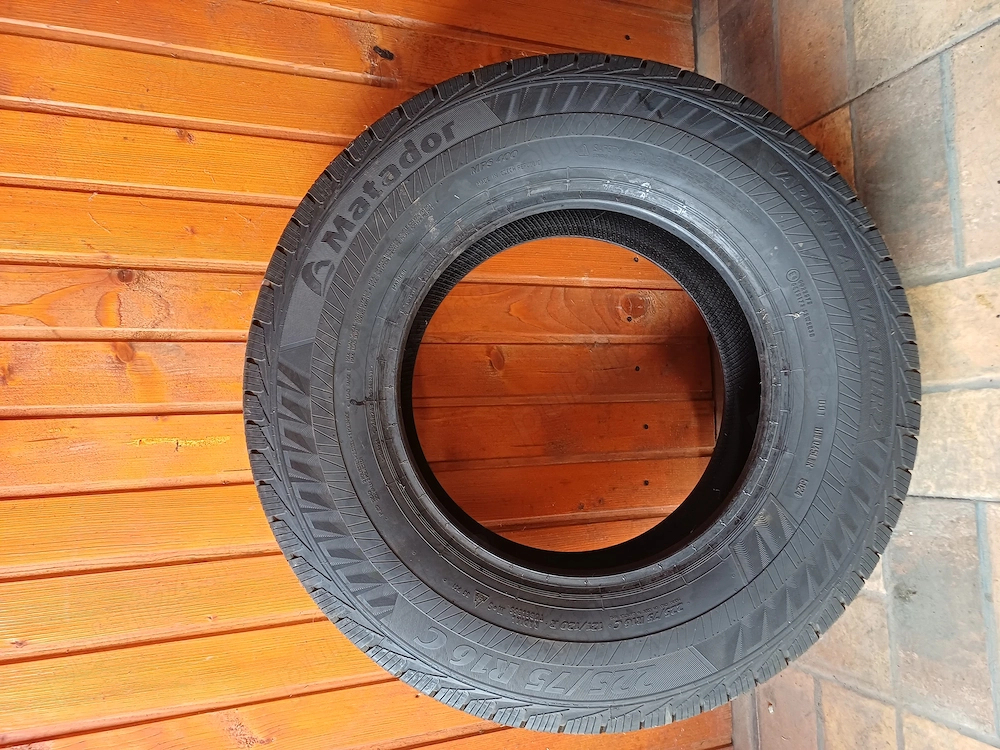 Matador 225 75 r16c  noi