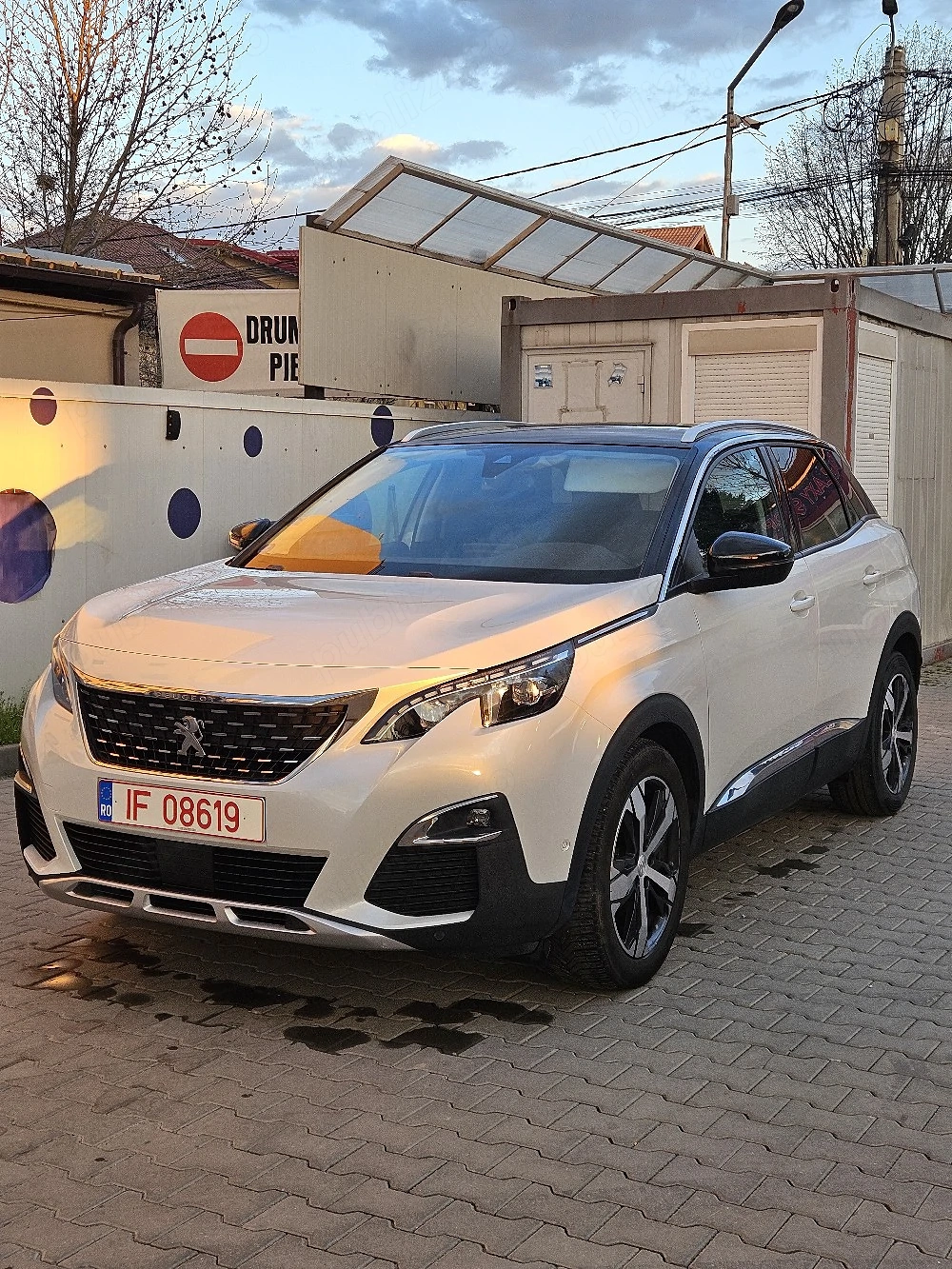 Vand Peugeot 3008 Automat Impecabil 1.2 130cp 112.000 km Euro 6 luna 12.2017 