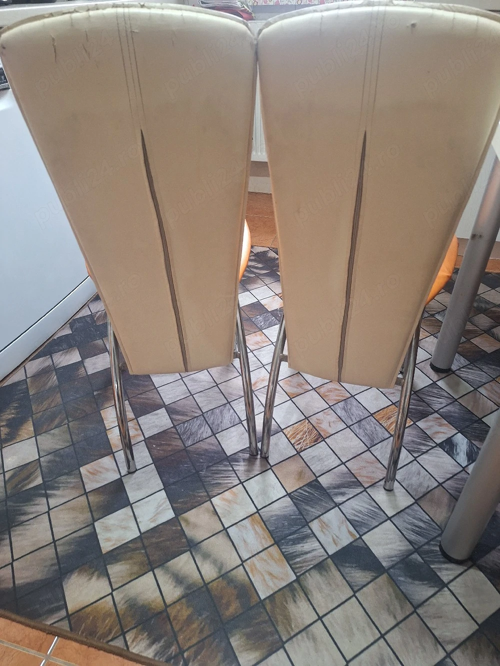 set 4 scaune de bucatarie 