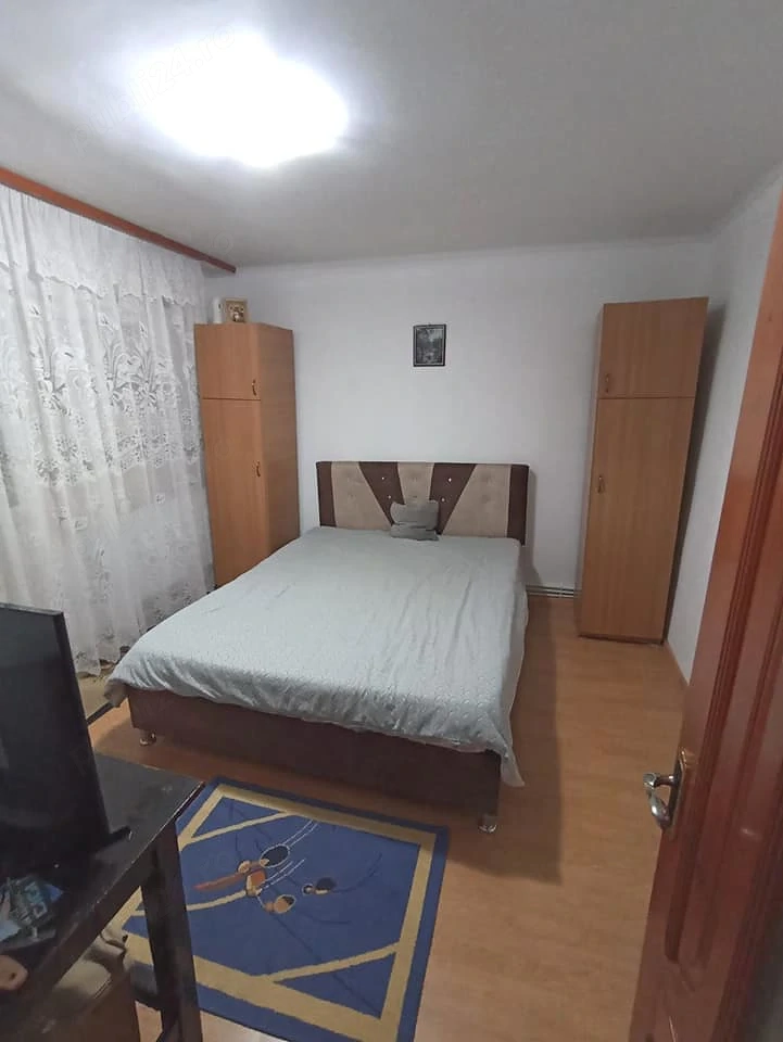 Apartament cu 2 camere de închiriat