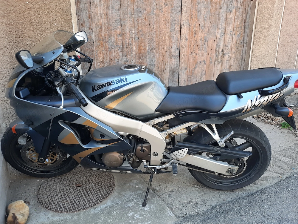 De vanzare ieftin Kawasaki Ninja ZX6R