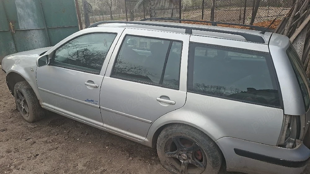  Pe bucăți sau întreagă!