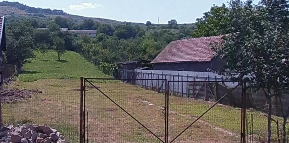 Teren Intravilan 1400mp (Sat Deleni, jud. Mures)
