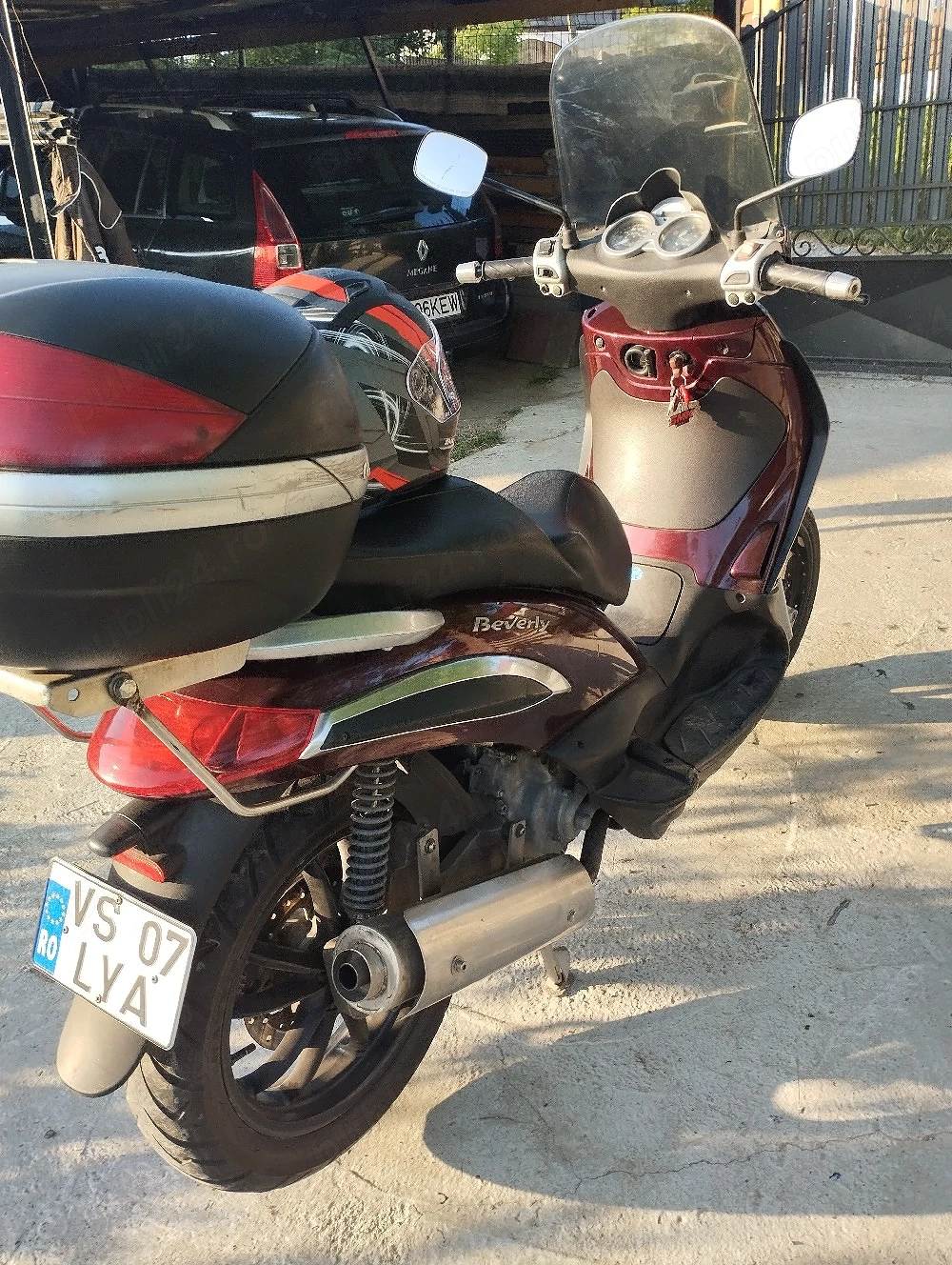 scuter Piaggio Beverly 