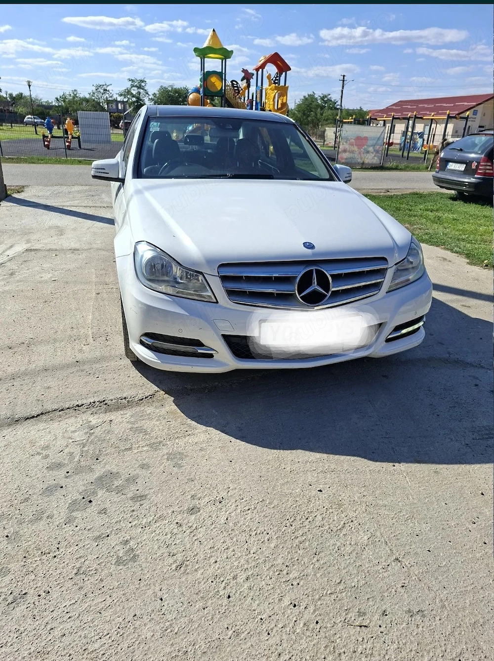 Se dezmembrează Mercedes w204 FL 2012 automat full panoramic 