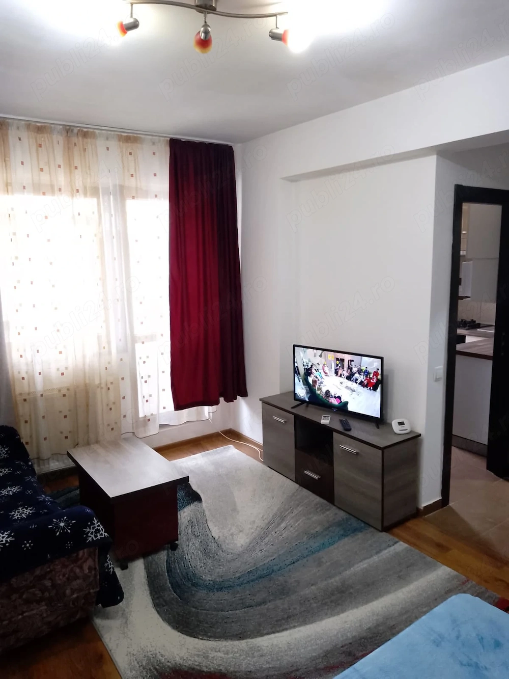 Inchiriez garsoniera zona Grand Arena