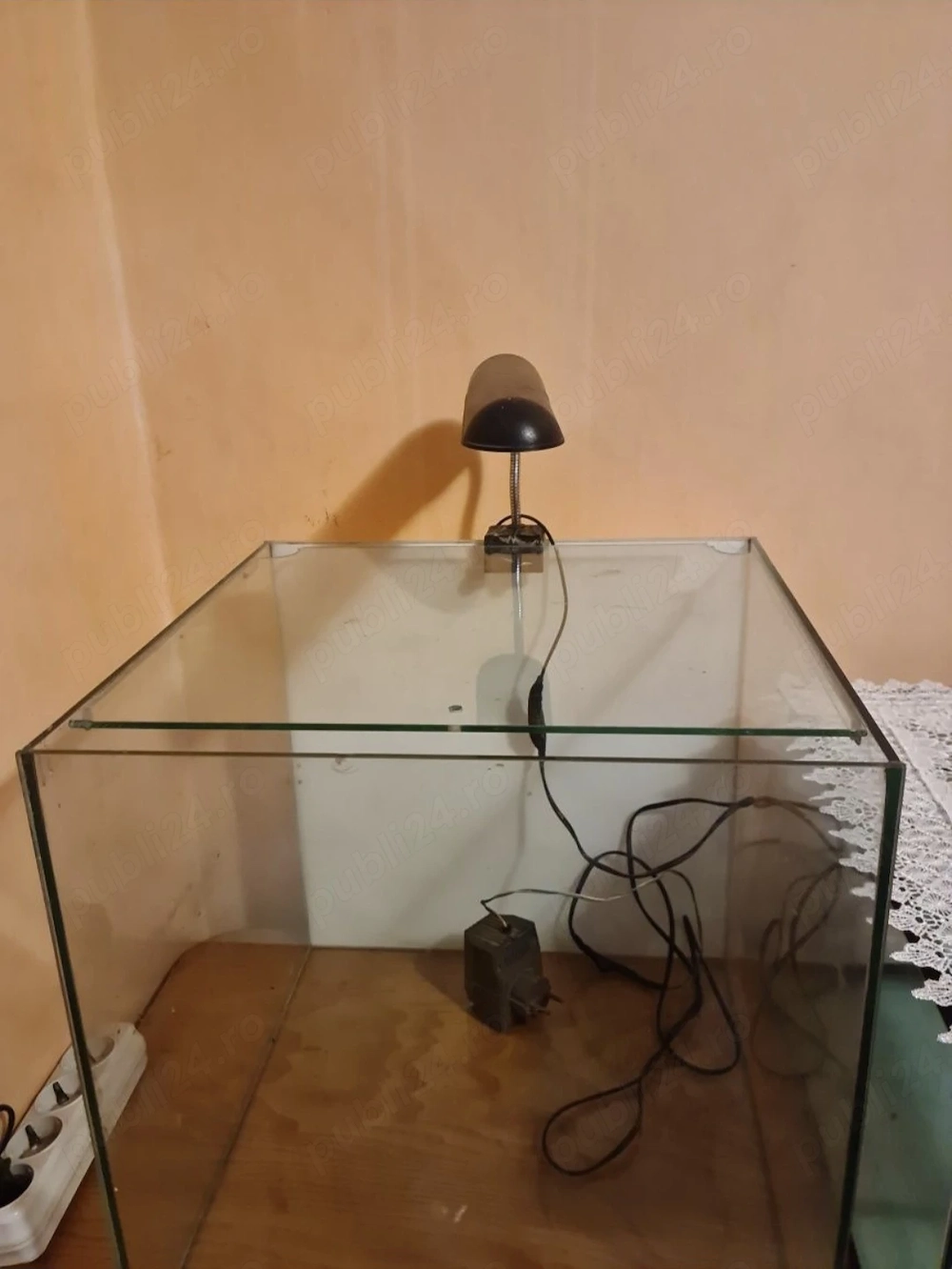 Acvariu cub 64 litri