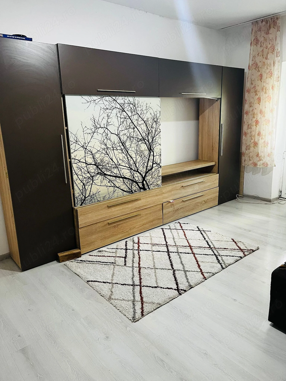 Vand apartament cu 2 camere, decomandat, com. Lovrin