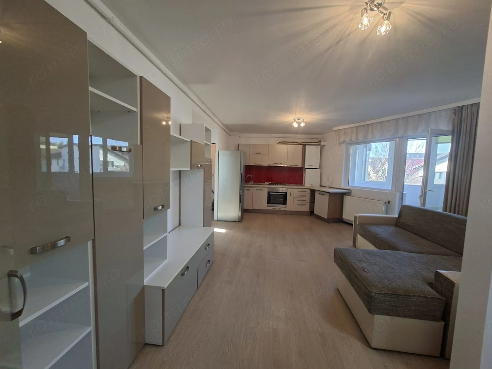 Apartament Tractorul, str Ștefan Baciu, etaj 1, loc de parcare