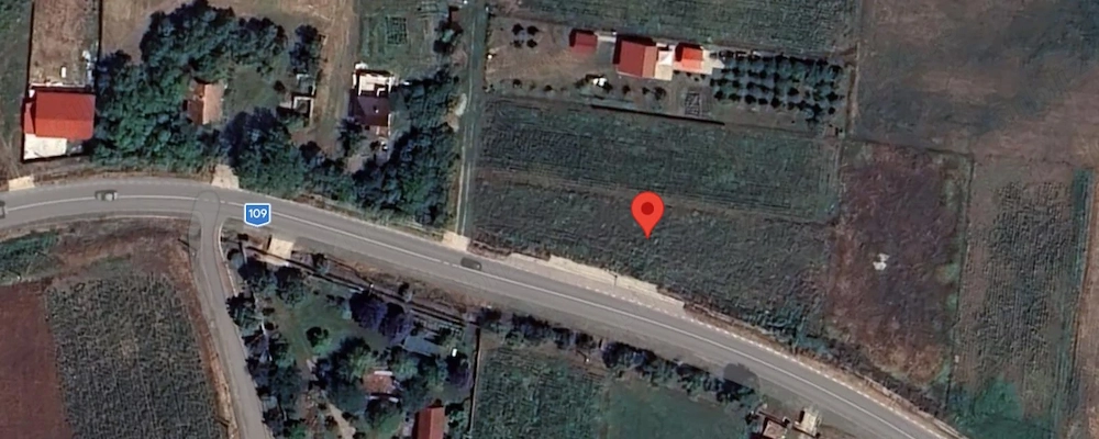 Teren intravilan, Loc. Borsa, Jud Cluj, supraf. 1484 mp, 45 m front la strada principala, utilitati