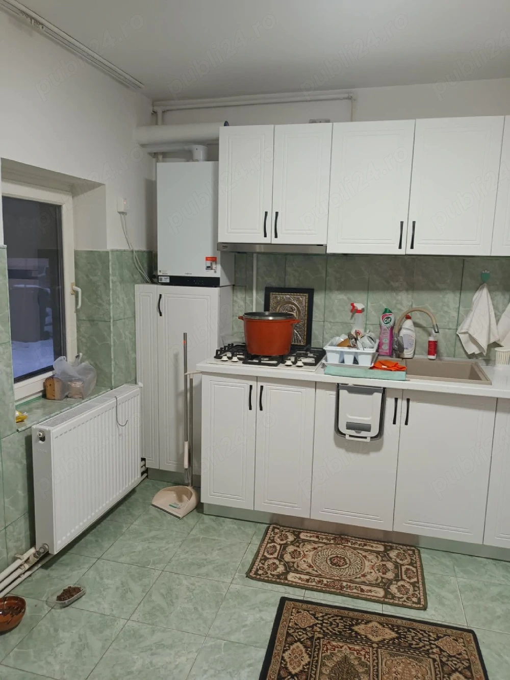 Vând casă zona INTIM