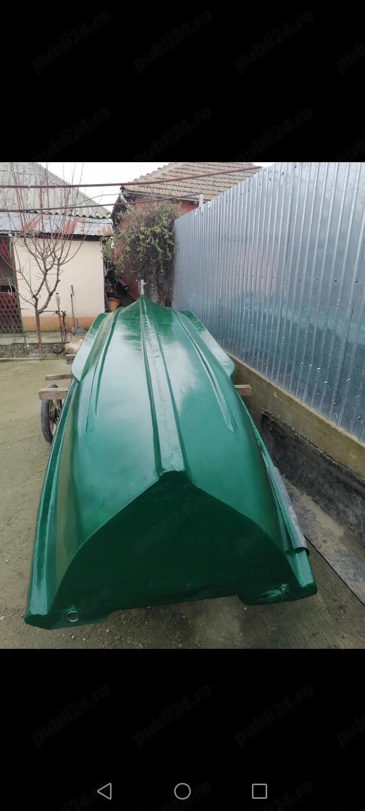 Barcă de fibră lotcă