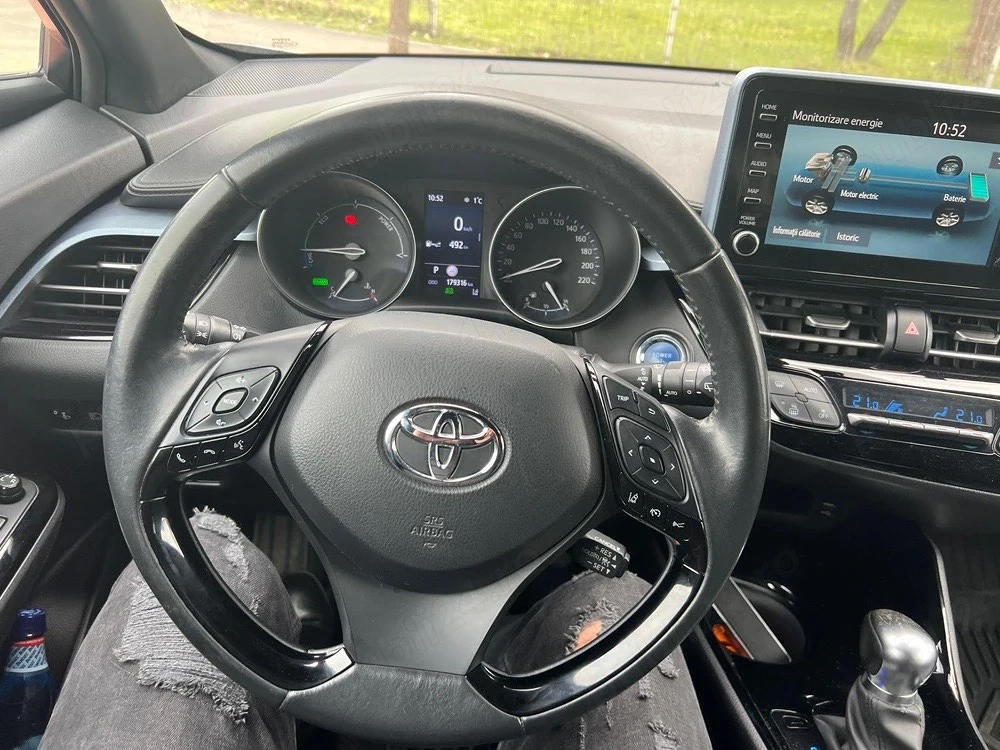Toyota CH-R 1.8 Hybrid 122 cai 2021 Automata E-CVT