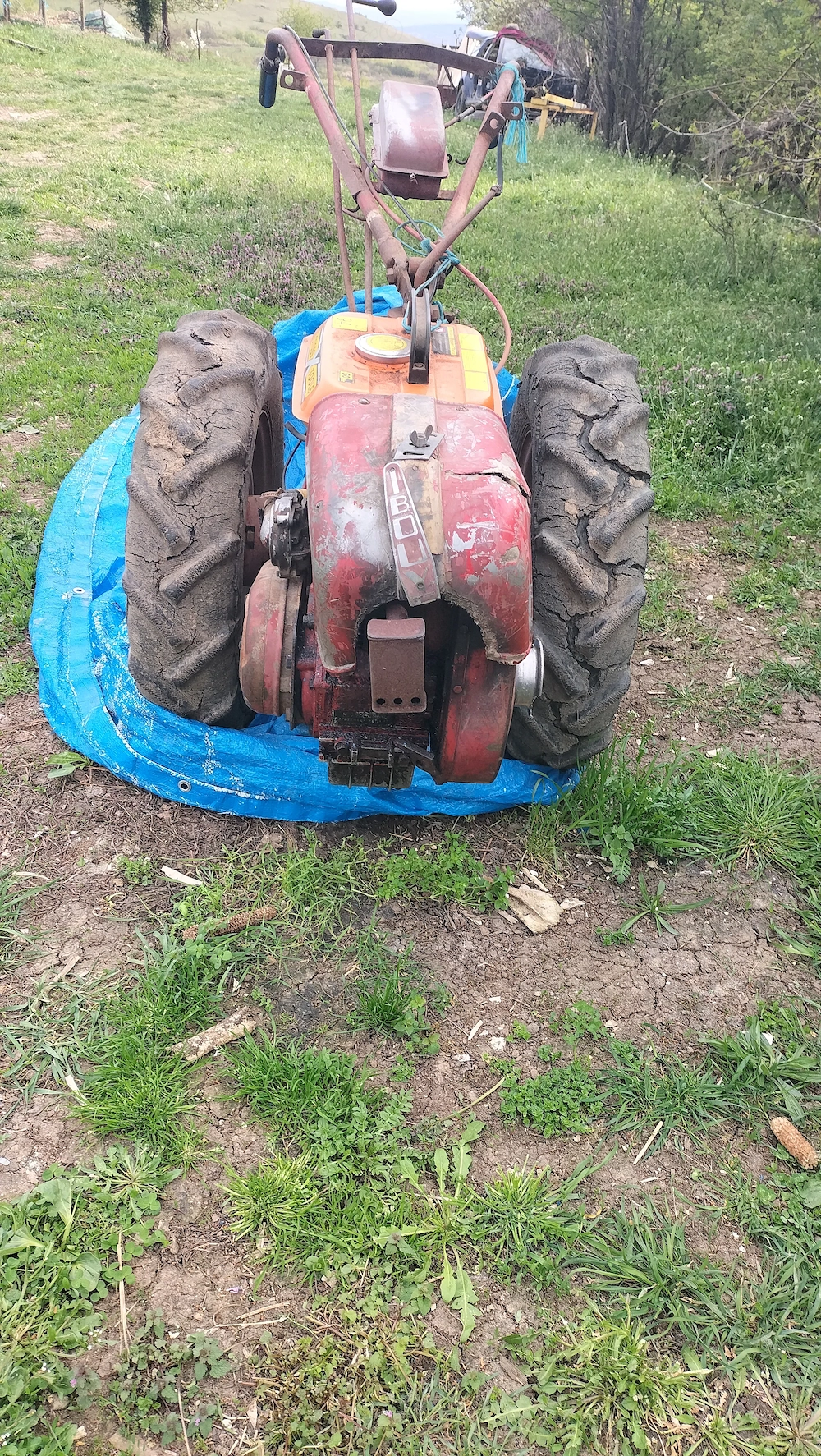 motocultor de 12cai benzina 