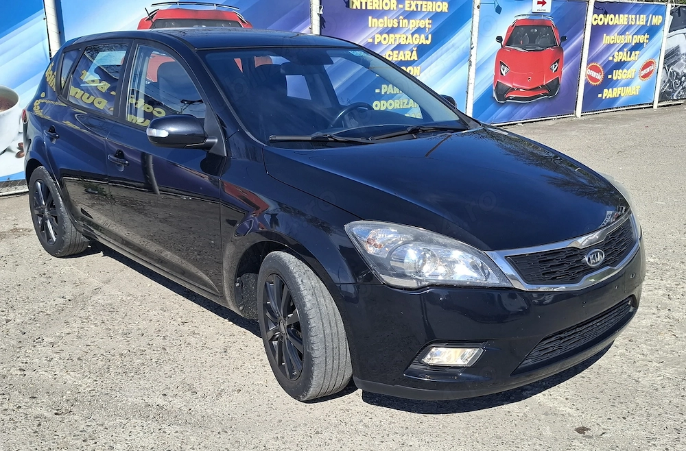 Kia Ceed hatchback 1,4 benzină 
